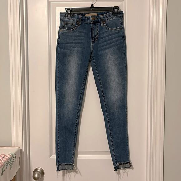Joe’s Raw Hem Skinny Jeans - Picture 1 of 10